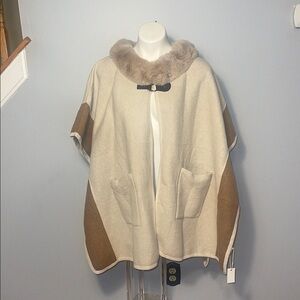 Pretty Persuasions Ladies One Size Fur Lined Cape. Tan and Cream. NWT.